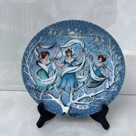 Haviland Limoges Nine Ladies Dancing Number 9 12 Days of Christmas Series Blue S - Picture 1 of 10